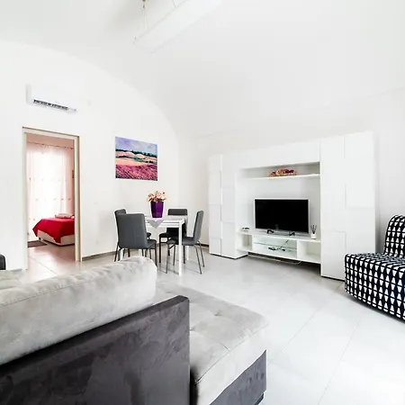Palazzo Fiordaliso - Puglia Mia Apartment Monopoli